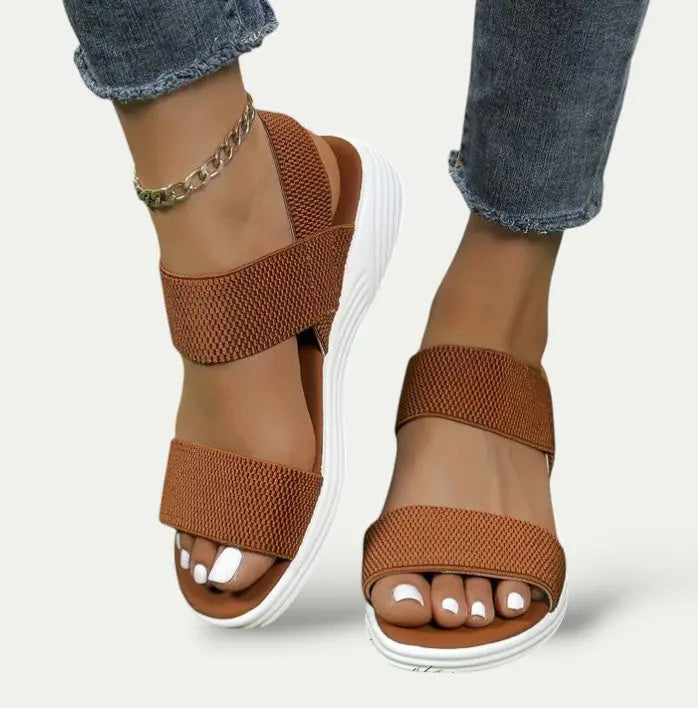 Women's Lightweight Sandals - Cushioned Sole, Comfortable Straps